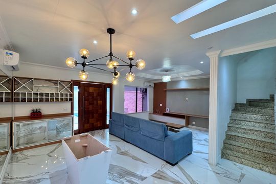 Casa de Condomínio para alugar com 5 quartos, 400m² em Recreio dos Bandeirantes, Rio de Janeiro