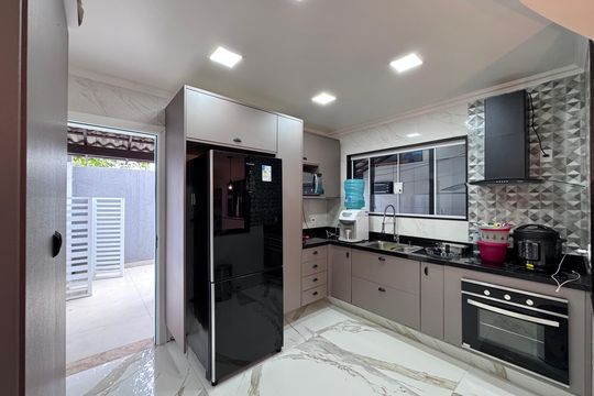 Cozinha de casa de condomínio para alugar com 5 quartos, 400m² em Recreio dos Bandeirantes, Rio de Janeiro