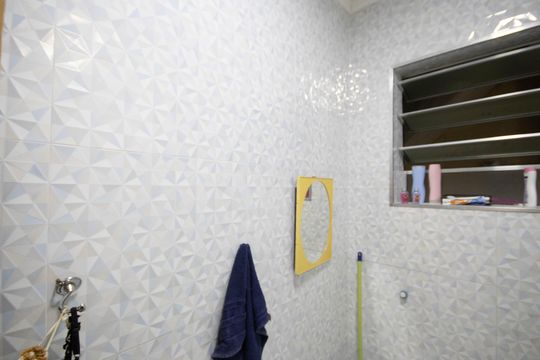 Banheiro 2 de casa à venda com 4 quartos, 100m² em Vila Nova Galvão, São Paulo