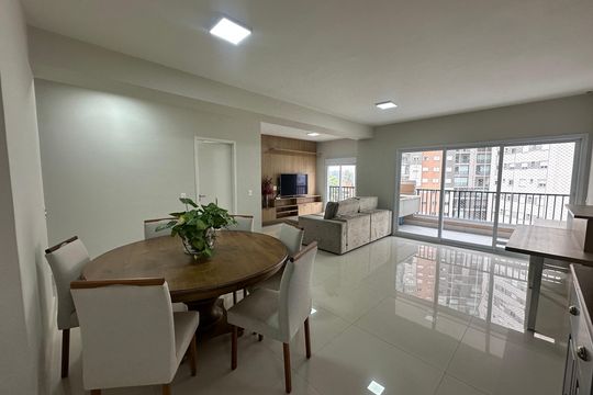 Apartamento para alugar com 3 quartos, 110m² em Alphaville Empresarial, Barueri