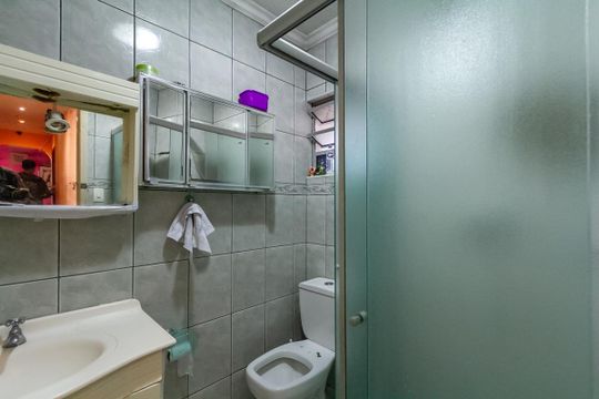 Banheiro de apartamento à venda com 2 quartos, 77m² em Vila Helena, São Bernardo do Campo