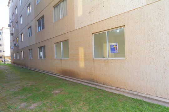 Fachada de apartamento para alugar com 1 quarto, 42m² em Rio Branco, Canoas