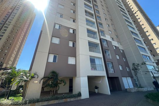Fachada de apartamento à venda com 3 quartos, 105m² em Jardim Tupanci, Barueri