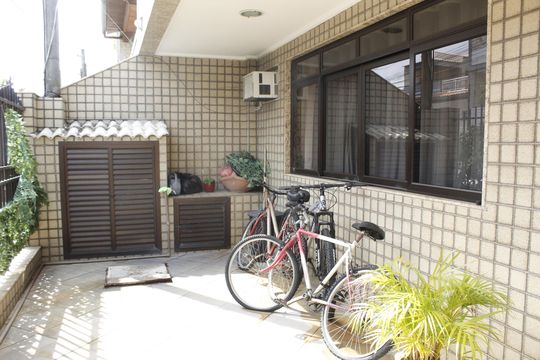 Garagem de casa de condomínio à venda com 3 quartos, 172m² em Taquara, Rio de Janeiro