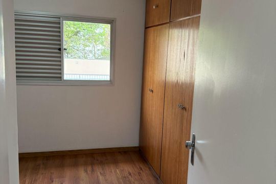 Quarto de apartamento à venda com 2 quartos, 67m² em Vila Gomes, São Paulo