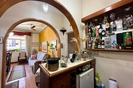 Sala de apartamento à venda com 2 quartos, 81m² em Laranjeiras, Rio de Janeiro