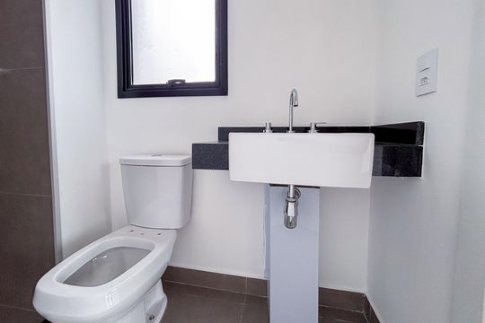Banheiro Social de apartamento à venda com 1 quarto, 29m² em Cerqueira César, São Paulo