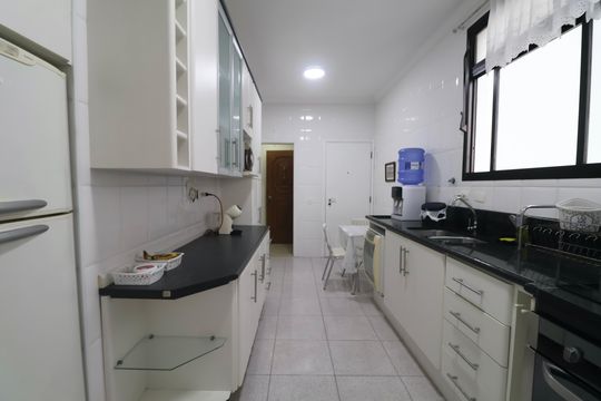 Cozinha de apartamento para alugar com 4 quartos, 230m² em Centro, Guarujá