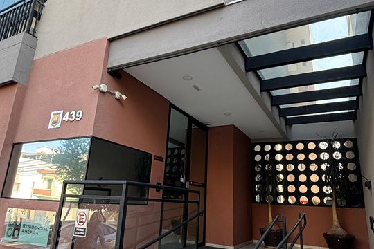Fachada de apartamento à venda com 2 quartos, 49m² em Parque das Nações, Santo André