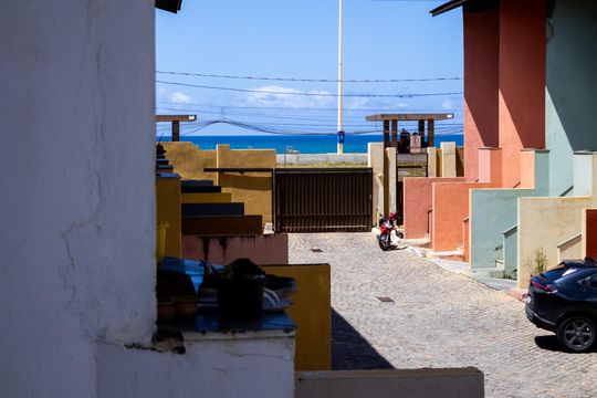Vista da sacada Sala de casa de condomínio para alugar com 3 quartos, 150m² em Pituaçu, Salvador