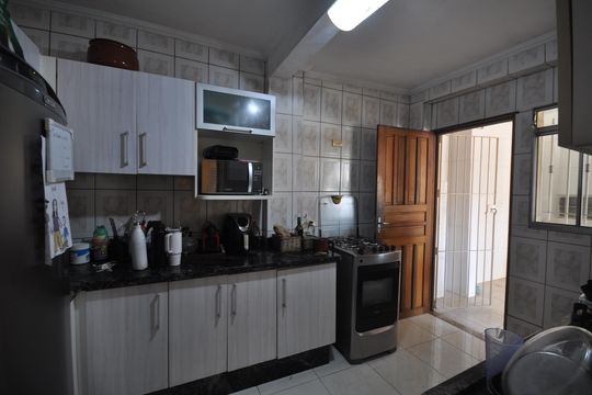 Cozinha de casa à venda com 4 quartos, 109m² em Vila Nivi, São Paulo
