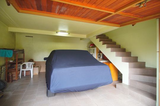 Garagem de casa à venda com 2 quartos, 186m² em Guarani, Novo Hamburgo