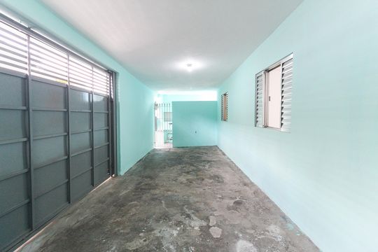 Garagem de casa para alugar com 2 quartos, 150m² em Vila Curuçá Velha, São Paulo