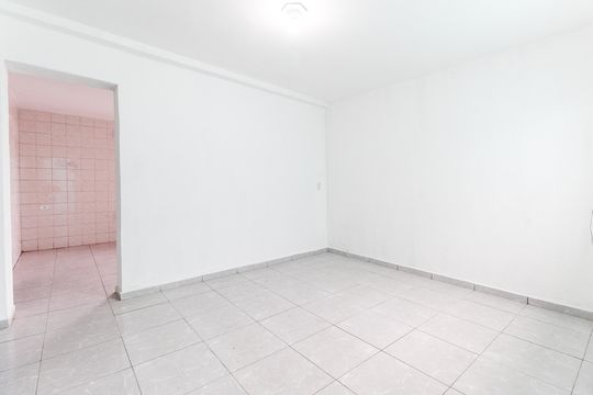 Sala de casa para alugar com 2 quartos, 150m² em Vila Curuçá Velha, São Paulo