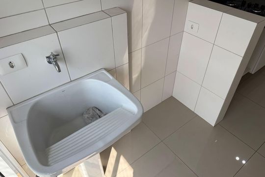 Área de Serviço de apartamento para alugar com 2 quartos, 100m² em Vila Matias, Santos