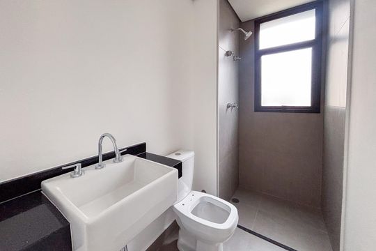 Banheiro de apartamento à venda com 1 quarto, 29m² em Cerqueira César, São Paulo