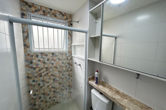 Banheiro de apartamento à venda com 2 quartos, 45m² em Engenho Novo, Rio de Janeiro