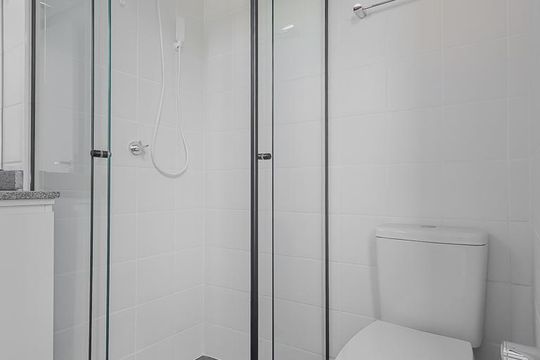 Banheiro de kitnet/studio à venda com 1 quarto, 35m² em Sumarezinho, São Paulo