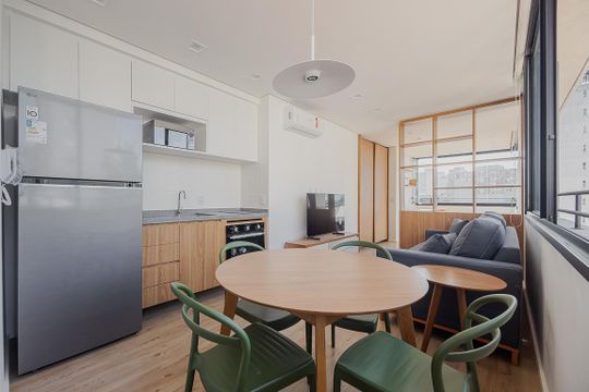 Cozinha de kitnet/studio à venda com 1 quarto, 35m² em Sumarezinho, São Paulo