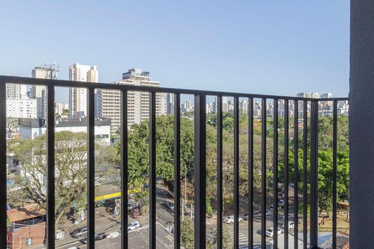 Varanda de kitnet/studio à venda com 1 quarto, 26m² em Vila Olímpia, São Paulo