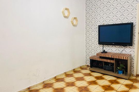 Sala de casa à venda com 2 quartos, 120m² em Jardim Nelly, São Paulo
