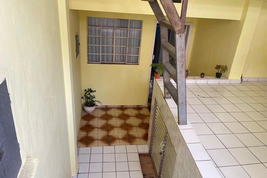 Entrada de casa à venda com 2 quartos, 120m² em Jardim Nelly, São Paulo