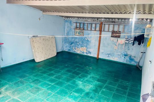 Quintal de casa à venda com 2 quartos, 120m² em Jardim Nelly, São Paulo