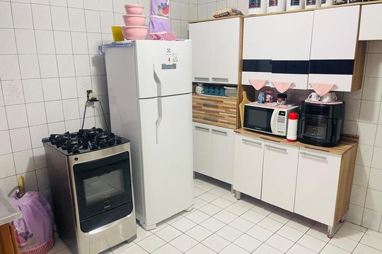 Cozinha  de casa à venda com 2 quartos, 120m² em Jardim Nelly, São Paulo