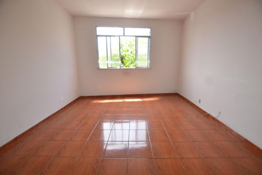 Apartamento para alugar com 2 quartos, 60m² em Cascadura, Rio de Janeiro
