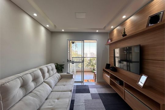 Sala de apartamento para alugar com 3 quartos, 81m² em Vila Amélia, São Paulo