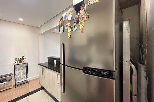 Cozinha de apartamento para alugar com 3 quartos, 81m² em Vila Amélia, São Paulo