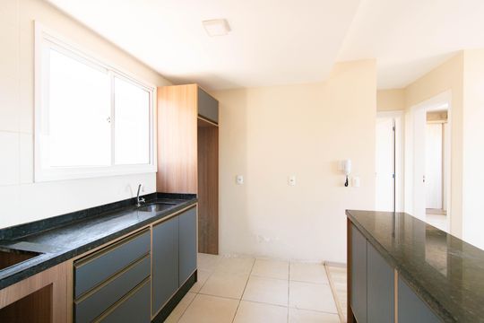 Cozinha de apartamento à venda com 2 quartos, 49m² em Olaria, Canoas