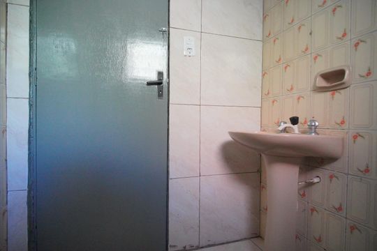 Banheiro de apartamento para alugar com 2 quartos, 63m² em Petrópolis, Novo Hamburgo