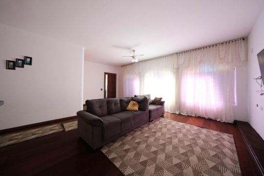Casa à venda com 5 quartos, 450m² em Cangaiba, São Paulo