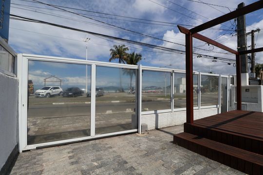 Fachada de casa para alugar com 4 quartos, 800m² em Loteamento Joao Batista Juliao, Guarujá