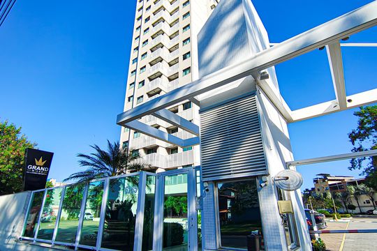 Fachada de apartamento à venda com 1 quarto, 40m² em Jacarepaguá, Rio de Janeiro