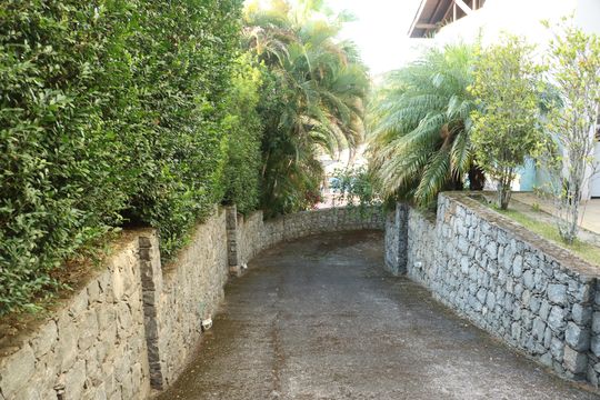 Área comum de casa de condomínio para alugar com 4 quartos, 458m² em Jardim Indaia, Embu das Artes