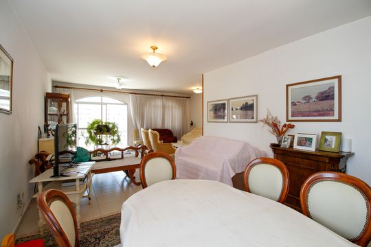 Sala  de apartamento para alugar com 2 quartos, 140m² em Pinheiros, São Paulo