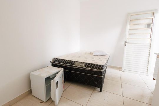 Studio de kitnet/studio para alugar com 1 quarto, 20m² em Centro, Taubaté