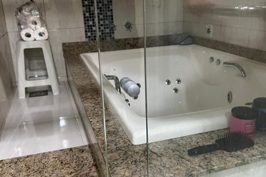 Banheiro da Suíte de casa à venda com 4 quartos, 396m² em Esplanada, Belo Horizonte