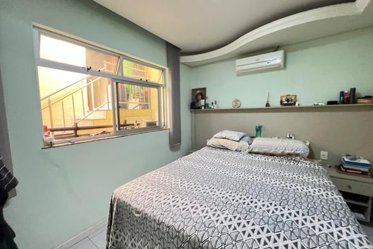 Suíte de casa à venda com 4 quartos, 396m² em Esplanada, Belo Horizonte