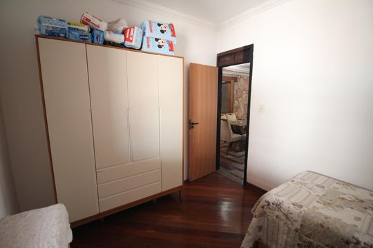 Quarto 1 de casa à venda com 3 quartos, 420m² em Inconfidentes, Contagem