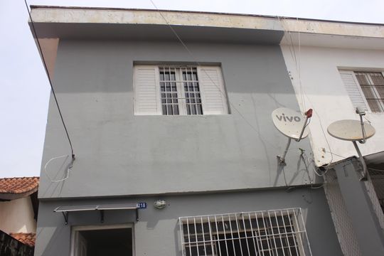 Quintal e garagem  de casa para alugar com 2 quartos, 144m² em Jardim Santa Clara, Guarulhos