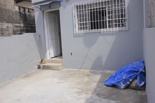 Quintal e garagem  de casa para alugar com 2 quartos, 144m² em Jardim Santa Clara, Guarulhos
