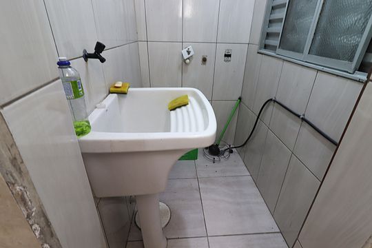 Área de Serviço de apartamento para alugar com 2 quartos, 60m² em Jardim Itu, Porto Alegre