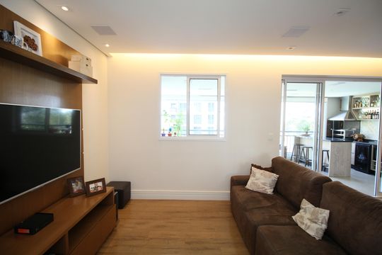 Sala de apartamento para alugar com 3 quartos, 122m² em Vila Andrade, São Paulo