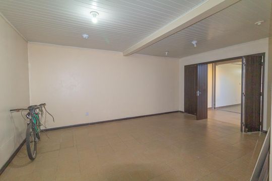 Garagem de casa para alugar com 6 quartos, 350m² em Harmonia, Canoas