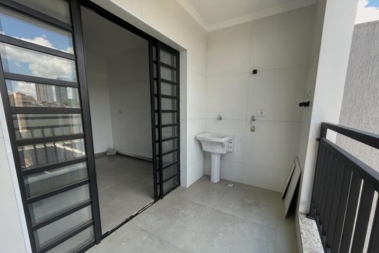 Casa à venda com 2 quartos, 134m² em Vila Prado, São Paulo