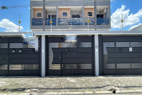 Fachada de casa à venda com 2 quartos, 134m² em Vila Prado, São Paulo