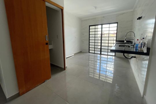 Cozinha de casa para alugar com 2 quartos, 134m² em Vila Prado, São Paulo